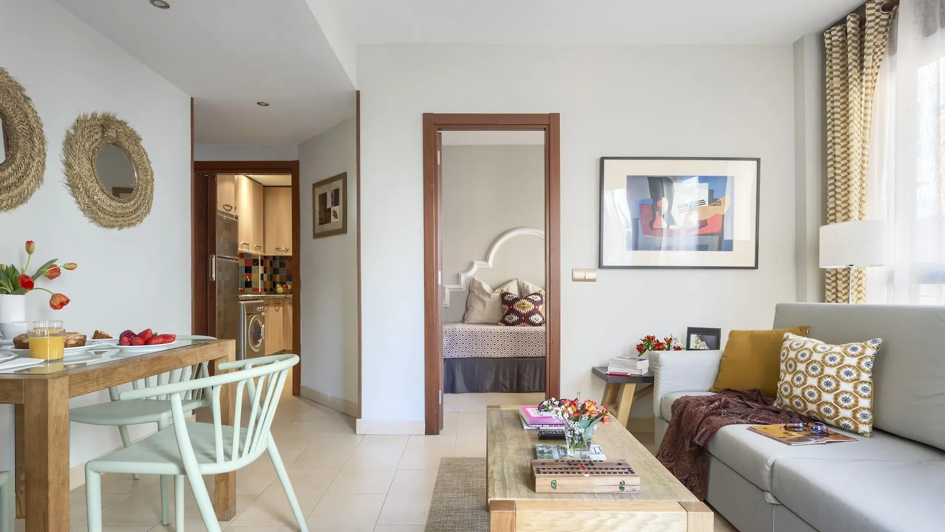 Daire Oficentro Suites Apartaments Málaga İspanya