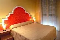 Oficentro Suites Apartaments Málaga İspanya