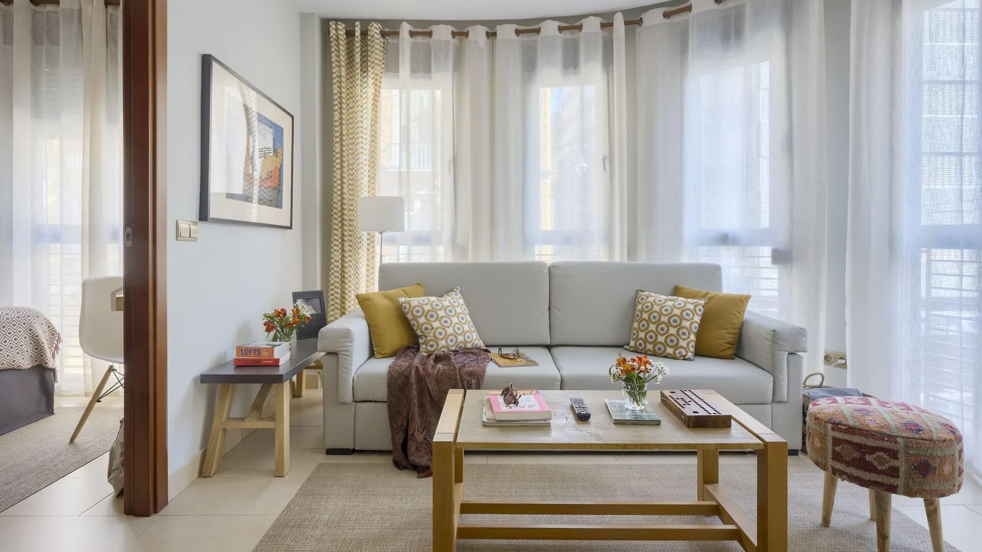 Oficentro Suites Apartaments مالقة شقة